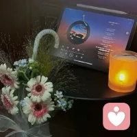 ❤️人心中的成见是一座大山，我们面对内心对他人的成见，可以尝试放下刻板印象去了解对方；面对外界对自己的偏见，则要有不被定义的勇气，用实际行动说话。配图