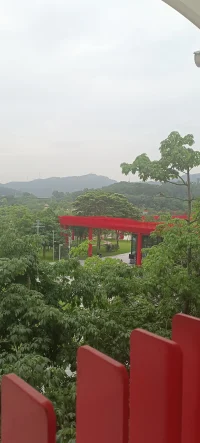 沒有任何事是微不足道而不需要探索的。禪的傳統中，每一分鐘都是永恒，每一個小動作都包涵整個宇宙。配圖