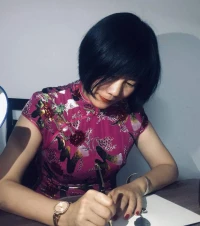 心理学家弗洛姆在《爱的艺术》中指出：

爱的问题不是对象的问题，而是能力的问题。

一个人如果没有爱与被爱的能力，无论和谁在一起，都不会幸福。
经营亲密关系需要具备的三种能力：
理解包容的能力
解决问题的能力
个人成长的能力配图