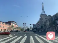 ??不論感情，生活，當我們面臨抉擇不懂該不該繼續下去，記住一點，靜下心來坦誠面對自己的內心，不管結果怎樣，都希望你能夠勇敢地追求自己的內心真實。遵從自己的內心，真正的答案，自然而然就能浮出水面——最終真正讓自己活得開心，舒服配圖