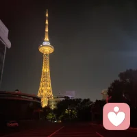 所谓活得真实，就是真诚地回应当下的需求。这能打破从童年延续而来的因果循环，让真实的自我摆脱过去经历的束缚，在自由中成为真正的自己。配图