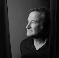 Robin Williams : “Everyone you meet is fighting a battle you know nothing about. Be kind. Always.”配圖