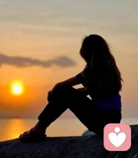 在我失望的一刻 
我感受到鼓舞 
當(dāng)我被毀壞 
我同時也在康復(fù)
The minute I'm disappointed, 
I feel encouraged.
When I'm ruined, I'm healed.配圖