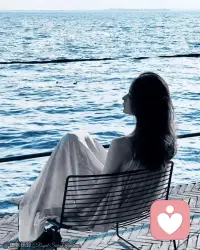 如果我把你放在心里，你會枯萎，
如果我把你看在眼里，就會變成一根刺。
不，我會在我的靈魂里為你留一個位置。
這樣，今生今世你將成為我生命中的摯愛
 If I hold you in my heart, you'll wither,
become a thorn if I hold you in my eyes.
No, I'll make a place for you within my soul instead.So you'll be my love in lives beyond
this life.配圖