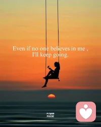 人生在世，我們總是在別人的眼中尋找自己的影子。然而，這個世界有千萬種眼光，你無法滿足所有人的期待。善良的心靈，在討厭你的人眼里，只是虛偽的掩飾；無私的付出，在不懂感恩的人眼里，只是一場空洞的表演。
我們唯一能做的，就是做好自己，做一個有原則、有擔當、有責任心的人。不要為了取悅別人而放棄自己的原則和價值觀，也不要為了讓別人滿意而犧牲自己的利益和尊嚴。配圖