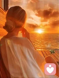 不同的年紀(jì)...演繹著不同的自己
不必討好別人...也不用迷失自我
“人生就是”一邊經(jīng)歷一邊領(lǐng)悟
一邊感受一邊懂得
在自己的...世界里獨(dú)善其身
在別人的...世界里順其自然……配圖