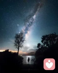 A person becomes old when they start thinking about regrets instead of dreams.
When we stop dreaming and focus on past regrets, we start to feel old. Dreams give us energy and purpose, while regrets weigh us down. To stay young at heart, we should hold onto our dreams, learn from mistakes, and keep moving forward. This way, we can stay positive and energetic, no matter how old we get.Focus on your dreams, not regrets, and stay young at heart.
當一個人開始思考遺憾而不是夢想時，他就老了。
當我們停止夢想，專注于過去的遺憾時，我們開始感到衰老。夢想賦予我們能量和目的，而遺憾讓我們感到沉重。為了保持內心的年輕，我們應該堅持我們的夢想，從錯誤中吸取教訓，繼續前進。這樣，無論我們多大年紀，我們都能保持積極和充滿活力。專注于你的夢想，而不是遺憾，保持內心的年輕。
馬利克·阿爾沙德·阿旺博士配圖