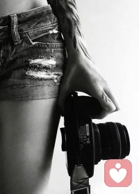 非常喜歡的一段話：“ 人總要沉下心來，過一段寧靜而自省的日子。整理自己，沉澱再沉澱，然後成爲一個溫柔而強大的人。”
人生沒有白走的路，每一步都算數，所有的經歷都可以化作成長。
生活從來都是泥沙俱下，鮮花與荊棘並存，我們帶著誠意慢慢來，只要在變好的路上，慢一點又何妨！配圖