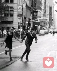 To understand what life is, you have to visit
three locations:
the hospital, the prison, and the cemetery...
When you visit the Hospital, you will understand that nothing is more beautiful than good health.
When you visit the Prison , you'll see that FREEDOM is the most precious thing in our Life.
At the Cemetery. you will realize that life is worth nothing.
要了解生命是什么，你必須去
三個地點：
醫院、監獄和墓地...
當你參觀醫院時，你會明白沒有什么比健康更美好的了。
當你參觀監獄時，你會看到自由是我們生命中最珍貴的東西。
在墓地，你會意識到生命一文不值。配圖