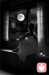 董宇輝說：“ 哪有什麼避風港，風來了，我就慢慢的走，雨來了，我就靠邊走，打雷了，我就捂着耳朵走。
我一個人走了好久好久，我想把孩子教育好，把父母照顧好，把婚姻安頓好，我想賺很多很多的錢我想把什麼都照顧好，可我什麼都沒顧到。
梵高說：“ 每個人心中都有一團火，而路過的只看到煙。
我試著銷聲匿跡，卻發現真的無人問津。
有人問我，什麼是孤獨？
我說，孤獨就是你洗了個頭發，穿著漂亮的衣服，換了雙乾淨的鞋子，到樓下超市買一瓶可樂就回來了。
孤獨就是你假期睡了一下午，醒的傳時候屋子裡黑漆漆的，一點聲音都沒有，擡頭望了望窗外，天還沒完全黑，然後用手從周圍摸了摸，在枕頭下找到手機開機後
屏幕亮起，乾淨，一條信息都沒有…..
年歲漸長，我漸漸懂得：有些人漸漸不聯繫了，不是因為淡了遠了，而是因，沒有合適的身份陪伴，沒有合適的理由聯繫，沒有合適的機會見面，只能放在心裡，偶爾回憶，經常想念。配图