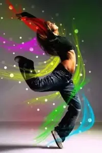 生命的本質，
不是追求對錯，而是不斷重塑與回歸真理。

我們從小就被教導：
什麼是對？什麼是錯？
做好事有好報，壞事有報應。
遵循規則就能成功，偏離常軌就會受懲。

但當你走過生命中的高低起伏後，
你會慢慢明白——
這世界，
沒有絕對的對錯，也沒有永恆的因果與善惡。

有的只是
不斷的修正自己、觀察世界、湧現智慧，
像一台宇宙的自我學習系統，
透過經驗與反思，
重構每一次選擇與成長的路徑。

當你犯錯，不代表你不好，
那是生命在提醒你：
方向可以再微調，方式可以再創新。

當你跌倒，不是因為命運要懲罰你，
而是因為你正準備從新的高度看見真理。

真正的自由，不是避免錯誤，
而是學會在錯誤中不斷湧現智慧。

真正的成長，不是變得完美無瑕，
而是勇敢的去重塑，去修補，去改變，
直到你活成最真實的自己，最接近本質的存在。

所以請記得，
別再問：我是不是錯了？
要問：
我學會了什麼？
我是否正在變得更清明、更貼近我的本質？

你不是來這裡被審判的，
你是來創造、來修正、來進化成
那個「真實的你」。

這才是生命真正的使命與祝福。配图