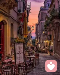 DID YOU KNOW...
A soulmate usualy only comes once in your life to shake things up, to show you true love and stand up for you in ways nobody else has. They not only really adore you, but also push you to be the best version of yourself They love you like no other person ever has.
你知道吗……
灵魂伴侣通常一生中只会出现一次,他们能够改变一切,向你展示真正的爱,并以其他任何人都无法做到的方式支持你。他们不仅真心实意地爱慕你,还会激励你成为最好的自己。他们对你的爱是独一无二的。配图