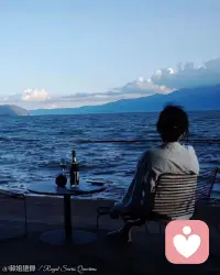  這一路走來，我沒說苦，我只是心疼我自己，回頭一看，覺得自己走錯了很多路。”
失望並不可怕，怕的是一次次失望過後的平靜安慰自己，心存僥倖試著繼續相信。

越長大越發現，自己的負面情緒，只能一個人默默消化掉。

好多話忍著憋著，後來就懶得說了，好多事失望多了，後來就不在意了。

總有一些人，不是不想忘，而是忘不了；總有一些情，不是不想放，而是放不下。

臉上的快樂別人看得到，可是你深藏在心裡的痛，又有誰能感覺到。

大部分的痛苦，都是不肯離場的結果，沒有命中註定的不幸，只有死不放手的執著。

人心，一般不會死在大事上，而是那些一次一次的小失望，成了致命傷。

不要拿著別人的地圖，找自己的路，你的路，註定得自己尋找。

世間所有不盡人意之事，全靠硬扛。接受成長，也接受所有的不歡而散。

是你的自然不會走，該來的也擋不佳，心急吃不了熱豆腐，很多事要去做，會越來越好。