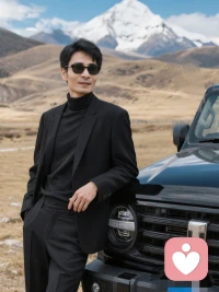 As we move through the holiday season, it’s worth remembering that this time of year isn’t joyful for everyone. For some, it brings grief, loneliness, financial stress, or memories they’re still learning how to carry.
Not everyone who smiles is okay. Not everyone who’s quiet wants to be asked why. Sometimes the greatest gift we can give is patience, understanding, and a little extra grace.
It is through our humanity that we affect those around us. A kind word. A pause. A moment of genuine care can quietly change someone’s day.
Be gentle with the people around you. Be kind in ways that don’t require explanation. We never truly know what someone is navigating… especially this time of year. 
隨著我們步入節(jié)日季，值得銘記的是，對(duì)于每個(gè)人而言，這一時(shí)期的感受并非都是歡樂的。對(duì)于某些人來說，它帶來了悲傷、孤獨(dú)、經(jīng)濟(jì)壓力，或是那些他們?nèi)栽谂?yīng)對(duì)的往事。
并非每個(gè)微笑的人都一切都好。并非每個(gè)沉默的人都愿意被問及緣由。有時(shí)我們所能給予的最大饋贈(zèng)便是耐心、理解以及些許額外的寬慰。
正是通過我們的人性，我們才能影響身邊的人。一句善言、一次停頓、片刻的真切關(guān)懷，都能悄然改變某人的日常生活。
請(qǐng)善待你身邊的人。以無需贅言的方式展現(xiàn)你的善意。我們永遠(yuǎn)無法真正了解他人正經(jīng)歷著什么……尤其是在這個(gè)時(shí)節(jié)。