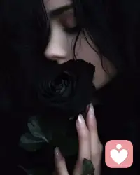 我們的一生會遇到許多人，有人會傷害你，但也總有人會真心對你好，治癒你的傷口，給你帶來快樂和希望。
世界那麼大，有人真心對待，是一種福氣；
人心這麼小，始終有人掛念，是一種幸運。

《神隱少女》裡有一句經典的台詞：“ 珍惜那些對你好的人，他們原來本可以不那麼做的。”

請珍惜那些陪你走過低谷的人。

村上春樹曾說：“ 最愛你的人，不是看見你的光芒向你趕來，而是看到你在泥士裡艱難掙扎的時候，不顧你的狼狽溫柔地向你伸出雙手。”

錦上添花每個人都願意去做，而雪中送炭往往最能考驗人心。

在這個喧器的時代裡，
願意接納你負面情緒的人，最真心；
能夠陪你經歷風雨的人，最可貴。

請珍惜那些肯花時間陪你的人。

作家蘇芩曾說：“ 世界上最奢侈的人，是肯花時間陪你的人。誰的時問都有價值，把時間分給了你，就等於把自己的世界分給了你。”