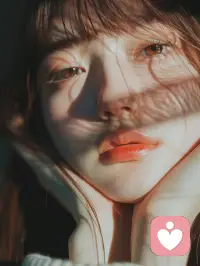 恰如其分的孤独，在人海里相遇的人，终究要还给人海，人只有在被爱或者不爱任何人的时候才会情绪稳定，孤独从不是悲伤，而是一个人的自由，孤独不是无人问津的狼狈，而是生命馈赠的留白。因为哪怕是遇见，它也有两个名字，一个叫缘分，另一个叫劫数，其实仔细想想，在你不喜欢任何人的时候，也许是你最快乐，最轻松的时候，尽管你可能会觉得有一点孤单，但所有的时间都是属于你自己的，你完全自由，有人说获得自由的方式是最终接受了，没有人爱你，我觉得这是最浪漫且释怀的话配图