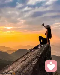 Life is about balance
Be kind- but don't let people abuse you.
Trust- but don't be deceived.
Be content-but never stop improving yourself.
Be humble - but don't let anyone take you for granted.
生活的关键在于平衡

要友善——但不要让人欺负你。

保持信任——但切勿轻信。

要知足常乐——但永远不要停止自我提升。

保持谦逊——但不要让任何人认为你理所当然。配图