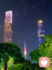 花城广州，再见！
保持热爱，奔赴山海，平凡的日子也能开出温柔的花。生活或许平淡琐碎，或许偶有失意，但热爱可抵岁月漫长。心怀温柔与希望，认真对待每一天，生活终会回馈万般美好。配图