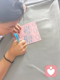 把脚步交给自然
把心神回归自身

看见、接纳、和解
身体愈发轻盈通透

向外张望
转向向内探寻配图