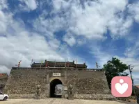 你不可能
一辈子做同样的事
却期待不同的结果

你需要
有意识地强迫自己
打原有的破旧模式