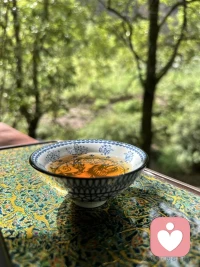 秋分
別過夏花絢爛，走進(jìn)秋葉靜美配圖