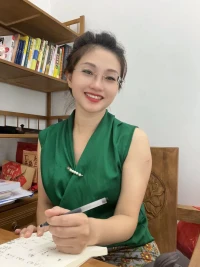 情绪是本能，能量、能力，我们不是不需要情绪，而是不知道如何转化我们负面的体验而已。我们需要的是如何能够把情绪这种本能能量训练成生活里让我们更快乐更成功的能力。