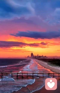 分手后警惕以下情況：
1、和前任做朋友:NO!大概率會重蹈覆轍，分分合合。
2、思考復合的可能:NO!能分手的就一定有不合適的原因，分手初期情緒反撲很正常，過了這段時間你就會覺得老娘又可以了。 
3、仍然關注前任的動態:NO!別試圖從他的動態里找到還愛你、放不下你的痕跡。都是自己的不甘心在作祟而已。 
4、不停回憶曾經的美好:NO!你是不是有么大??？真的那么美好你們又怎么會分開。 
5、可惜自己的沉沒成本:NO!請你牢記，沉沒成本不參與任何重大決策！及時止損永遠是最高收益的做法。 
6、不接觸新的異性:NO!怎么著？為前任不再入愛河？ 
7、分手后一個人待著:NO行！一個人更容易情緒消沉，去跟朋友見面聊天、去跟閨蜜傾訴八卦。
8、聯系前任求復合:NO!人性啊人性，不要因為一棵樹而放棄一片森林。
9、 認為自己的不幸都是前任造成的:NO!你是成年人了， 要為自己的每一個決定負責！配圖