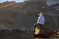 若想幸福，人必须及时清空负面情绪，给自己补足心理营养。
而滋养自己的最好办法，莫过于来一场彻底的情绪疗愈。配图