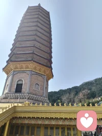 原生家庭的温柔，会治愈孩子一生。控制好自己的情绪，少吼叫少指责，多倾听多包容，被好好善待长大的孩子，内心自带底气，善良且自信。配图