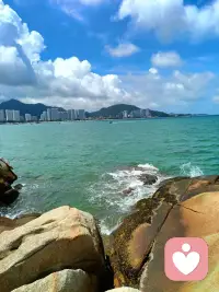 接受职场里的人情冷暖与取舍离别，聚散皆是常态，专注提升自我，自身强大才是应对所有变数的根本。