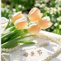 🌈 ᶫᵒᵛᵉᵧₒᵤ
母亲节只是五月中的一天
而母亲的爱却是岁岁年年🌷
愿时光能缓 美丽永驻💅
愿岁月温柔 健康永在💕
㊗愿所有的妈妈节日快乐🎁🎉