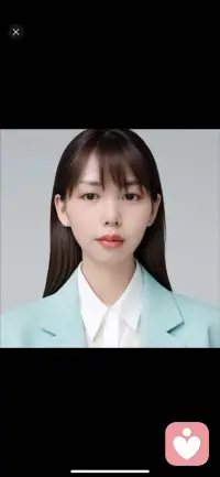 大部分人只關注外在的人事物帶給自己的壓力、痛苦和喜悅，不能覺察自己與自己的關系。我們要幫助來訪者看到他如何讓自己焦慮、抑郁，如何恐嚇自己、批評自己、打斷自己，幫助他區分、體驗這些內在過程，往往會讓他進入深入的自我覺察或者新視角，生起愿望改變自己與自己的關系。配圖