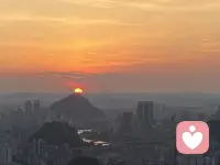 你有多少次注視落日？配圖