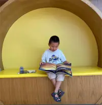 对于积极自由(positiveliberty)，柏林提出过这样的说明：自由这个词的积极意义来自于个人希望能够做自己的主人。我希望我的生命及决定是取决于我自己，而非外在的任何一种力量。我盼望只是成为自己而非受别人的意志所支配的工具。我希望自己是一个主体，而不是一个对象；我希望我是由自己的理性及自觉的目的所推动，而不是被由外来的原因所影响。我希望自己成为一个人物，而不希望变成甚么都不是；成为一个行动者—去做决定，而不是被决定。…我希望自我意识到自己是一个有思想、有意志、能动的存在，对于我所作的选择负起责任，并且能够通过提出我的想法及目的对这些选择作出说明。。。。
        共勉！