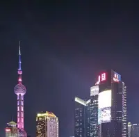 你就是你 ，世界上獨一份，不用去想別人的榮華富貴，那與你無關(guān)，真是與你有關(guān)的，是關(guān)于你的成長，你的足記，你能為這個世界或者身邊的人帶來的價值，快心，快樂，也是你的價值。無需攀比，增加自己的壓力和焦慮。配圖