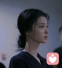愛情不過是體內(nèi)荷爾蒙的作用，好曇花一現(xiàn)一般，結(jié)婚過日子嘛！就是要兩個人互相包容，互相理解，個人得失不要算得太清，稀里糊涂就會一起過完一生。配圖