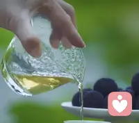 女人不要吃太多愛情的苦，愛情在男人心中的比重很低，而很多女人把他當成生活的全部。當你覺察到自己才是你人生中最重要的那一個，并且義無反顧的討好自己，讓自己開心變美，活成自己喜歡的樣子！配圖