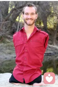 看到这个澳洲的天生海豚人，伟大励志演讲家，尼克胡哲，你觉得上天对你不公平吗？你觉得你不够威猛吗？你觉得你找不到温柔美丽的女人和拥有美丽的孩子们吗？我曾经多年前看完他的故事，抑郁和焦虑瞬间好了一半。