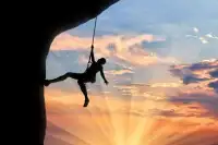 當(dāng)你潛意識與意識一致的時候，你就有力量去行動了。當(dāng)你潛意識愿意做的時候你做事情就不累了。---沈健教授配圖