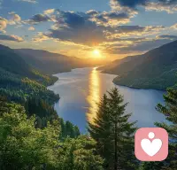 苦难和幸福对每个人来说都是是公平的，世间没有谁一生是顺畅无比的，各自都要经受百般的考验。