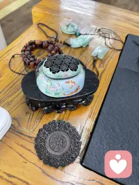 香道！是時間的藝術，每一縷香氣都是歲月的沉淀與綻放。配圖