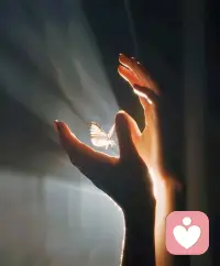 真正的過情關，不是讓你放棄某個人，或者不斷和某個人拉扯，而是通過這個人，看到你自己，然后真正地回歸你自己，所以在一段讓你無法割舍又難以繼續的感情中，不放棄，不逃避。把對方當做一面鏡子，鏡子里如果看到的是愛，那么就照見了自己的善良和美好，如果看到的是恨，照見的就是自己的恐懼和匱乏。配圖