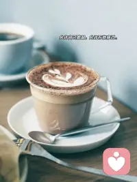 心理學上有個概念叫“自證陷阱”:是指當別人給你貼了一個標簽，你極力地去解釋、證明和反駁，就會在不知不覺中入了別人的局。可是事與愿違，你越想證明自己，越容易被別人拿捏。因為你的解釋，會被曲解成掩飾；你的掙扎，會被看成是笑話；你的證明，也會被視為造假。而真正高級的活法，卻是把自己當局外人。不自證，不討好，不給他人賦權來傷害你。這樣，你才有時間去做真正能讓自己開心的事兒，獲得內在的滿足與成長。人生不需要證明，只需自我實現。配圖