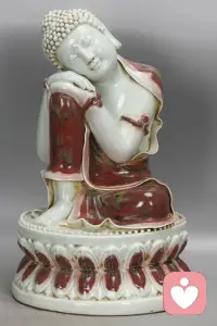 自动思维是求助者在特定情境中的认知，是这个情境产生的具体想法，这种想法或认知是自动产生的，不是刻意思考的结果。配图