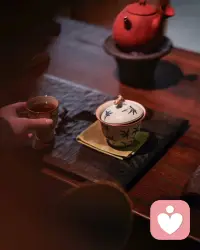 想骂人，但忍住了，这是本事。把不愿意做的事情，做好，这就是能力。能把咽不下的这口气，硬是咽了下去，便是胸怀。看不顺眼的人，还能平等的对待，这就是修为。永远要记住：位置不同，少言为贵。认知不同，不必争辩。心中有事，装作若无其事，那是阅历。心中有事，还能若无其事，便是格局！识势，才能不被裹挟。顺势，才能不被消耗。借势，才能把命运从硬扛里一点点抬出来！
