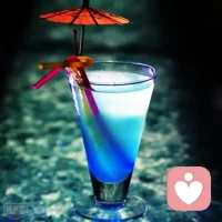 空船效应【解决你人生90%的心态问题】
容易生气，发怒，事后后悔
《庄子》方舟济河中有讲当船马上撞过来时
一个人的怒火上于心头，却无人理睬
结果发现只是一只空船
然而此时满腔怒火消失殆尽
空船效应告诉我们:
一件事发生了，你生不生气取决于你对它的看法配图