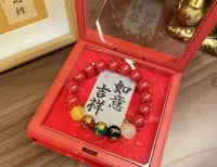 “我們來到這個世上，就應該跟最好的人，最美的事物，最芬芳的靈魂傾心相見，唯有如此才不負生命一場?！蹦苷邘愣鄤?，強者讓你多得，和勤奮的人相處，你會變得勤快；跟自律的人相處，你不會拖拉磨蹭；跟有理想的人為伍，會激發你的夢想。