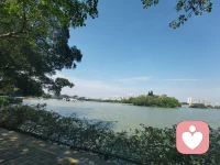 人生之所以讓人感到疲憊，在於我們總是忙著當別人，而忘了做自己。配圖