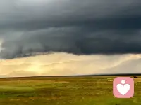 孤獨感實際上就是一種缺失感，感覺自己缺了點什么，
缺失感實際上是一種自我感覺不完整，感覺自己少了點什么。配圖