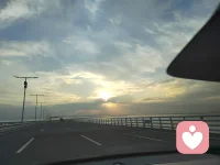 痛苦并非必然的結果，幸福亦非遙不可及，全看你用什么態度去涂鴉自己的生活和工作。配圖